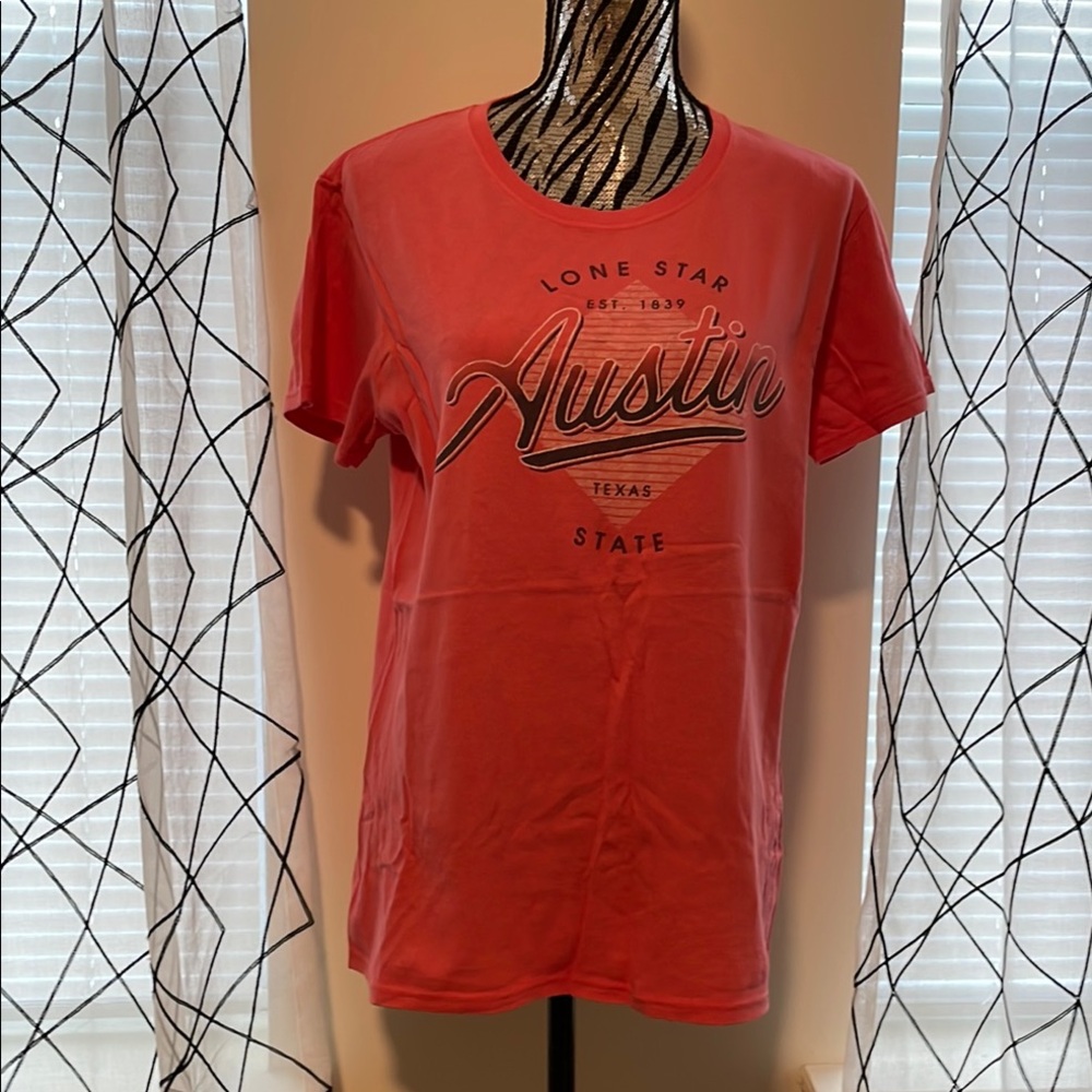 Austin Graphic T-Shirt in Coral